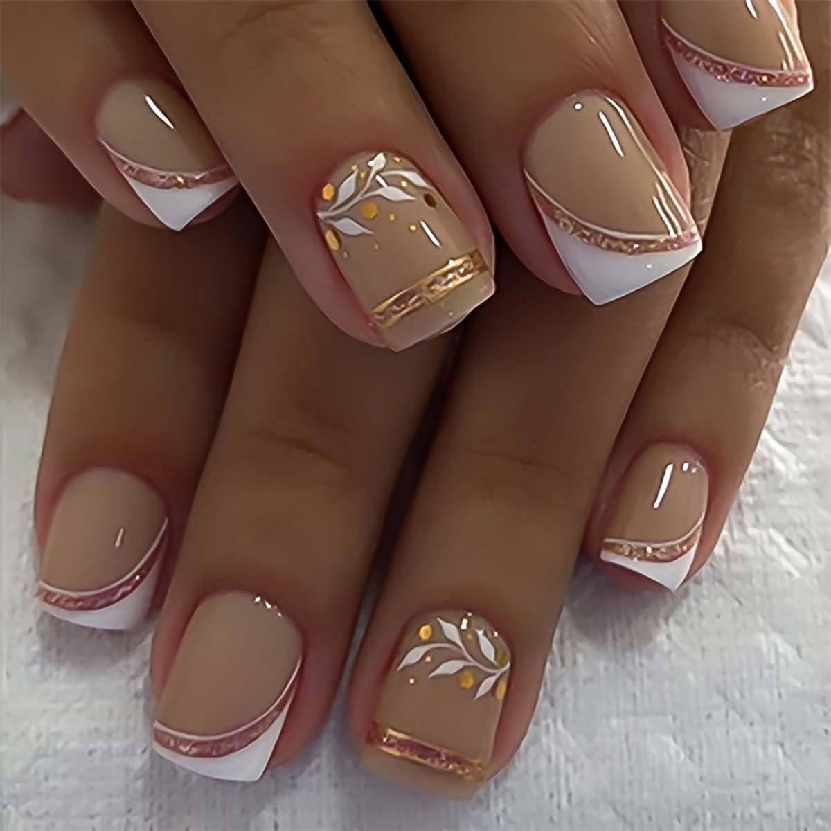Nail Art Aesthetic - Короткие накладные ногти средней длины для