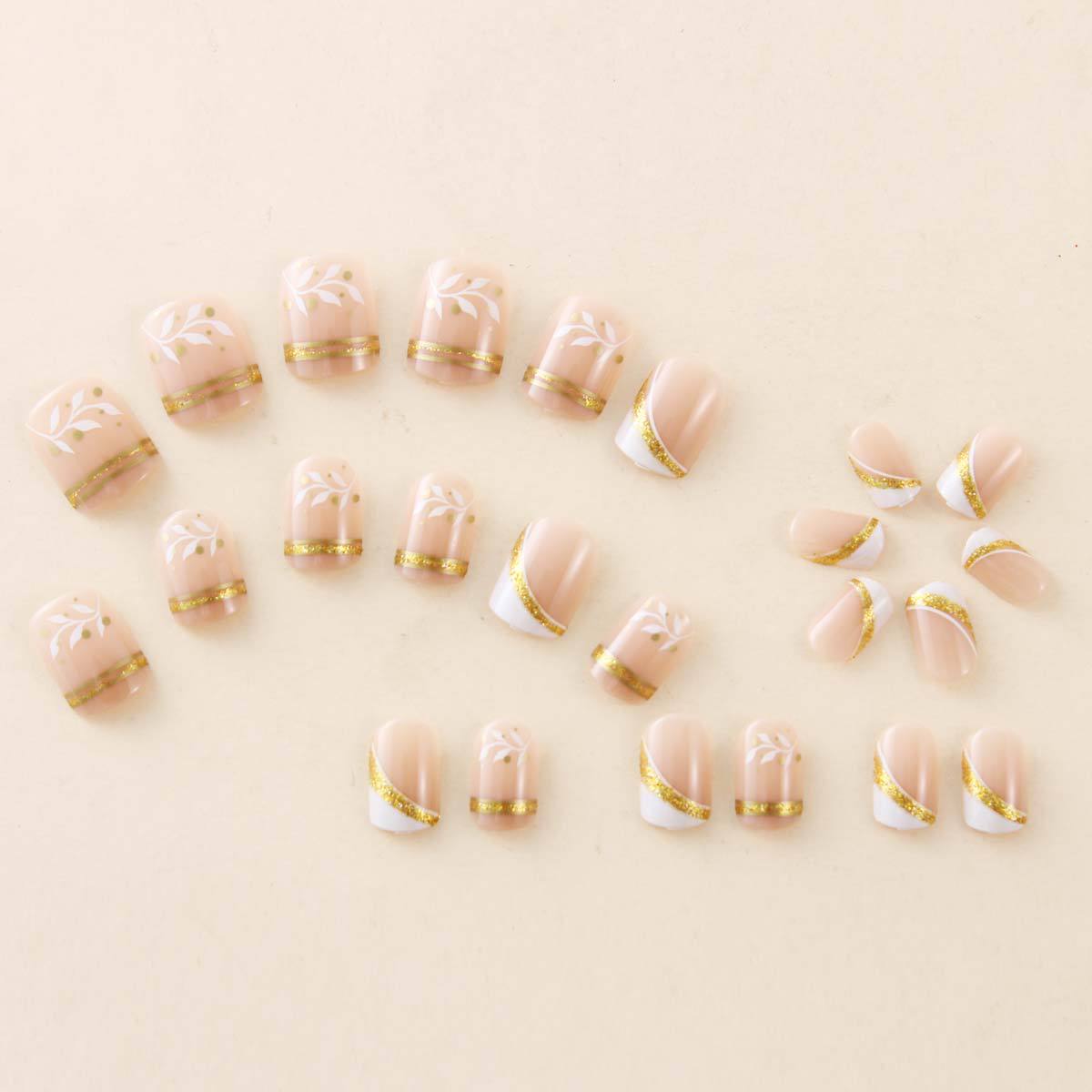 Накладные ногти Nude Short Squ – обзор и цена Nail Art Aesthetic