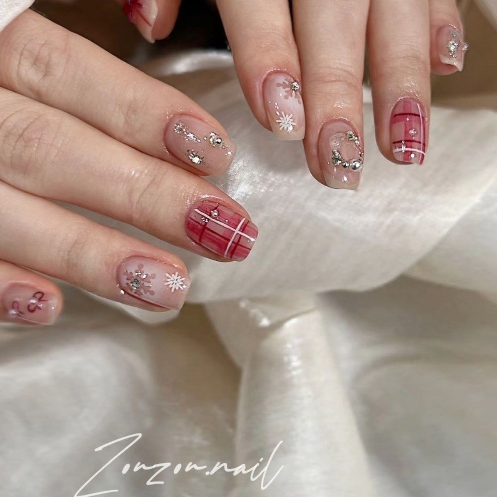 Винно-красные украшения для но – обзор и цена Nail Art Burgundy